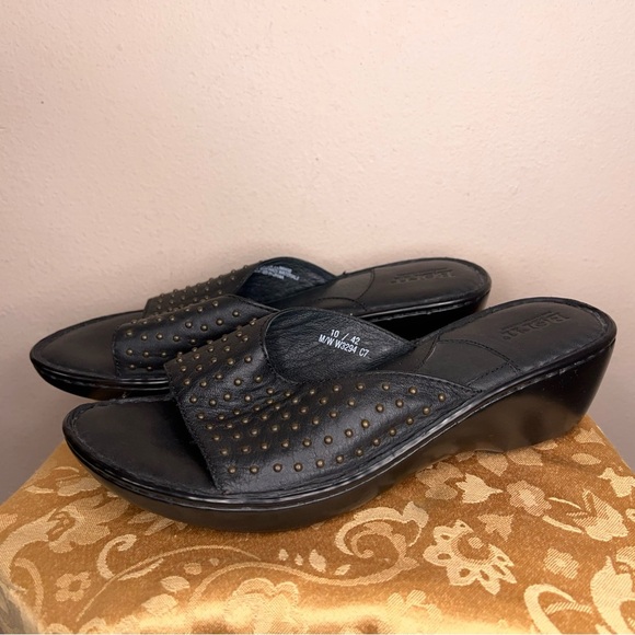 Size 10 Born Brand Black Leather Mule Bronze Studded Accent Slip On 2.5” Heel - Picture 13 of 14